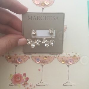 MARCHESA ✨CRYSTAL EARRINGS GOLD TONE